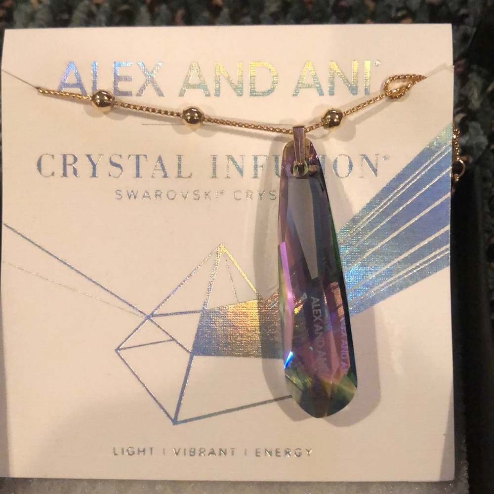 Crystal infusion pendant